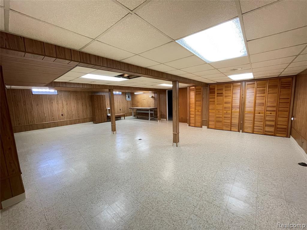 32827 DOVER Avenue, Warren, MI 48088 — Photo 44