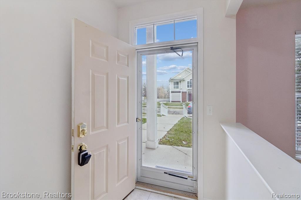 15940 Morningside, Northville, MI 48168 — Photo 4