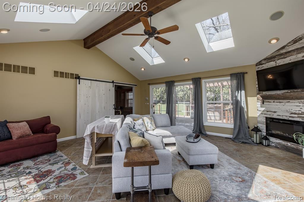 4040 Rollins Avenue, Waterford, MI 48329 — Photo 29