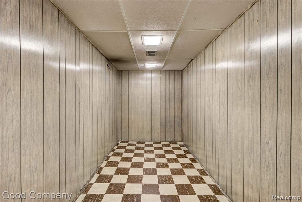 8961 Laurence Avenue, Allen Park, MI 48101 — Photo 37