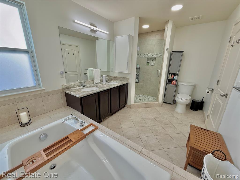4112 Peach Tree Lane, Howell, MI 48843 — Photo 28