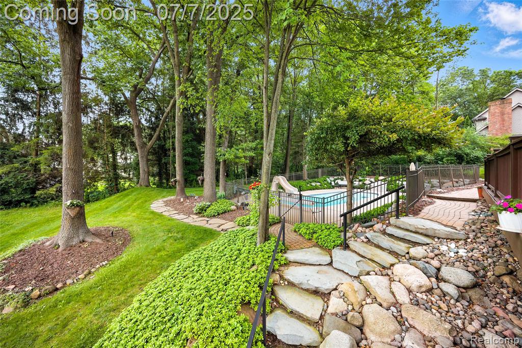 7098 Hickory Hollow Circle, Clarkston, MI 48348 — Photo 59
