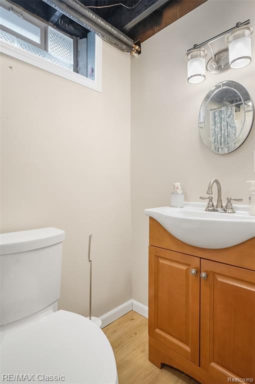7218 Sterling, Center Line, MI 48015 — Photo 16