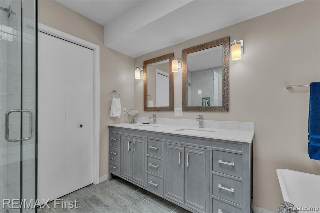 6547 Scenic Pines Court, Clarkston, MI — Photo 22