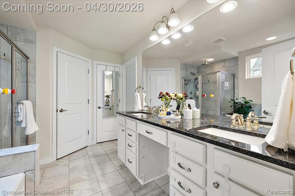 31035 Tremont Lane, Franklin, MI 48025 — Photo 29
