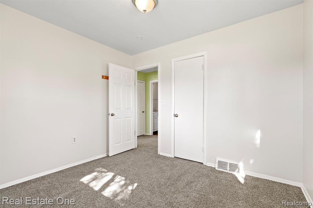 7957 PINE Street, Taylor, MI 48180 — Photo 13