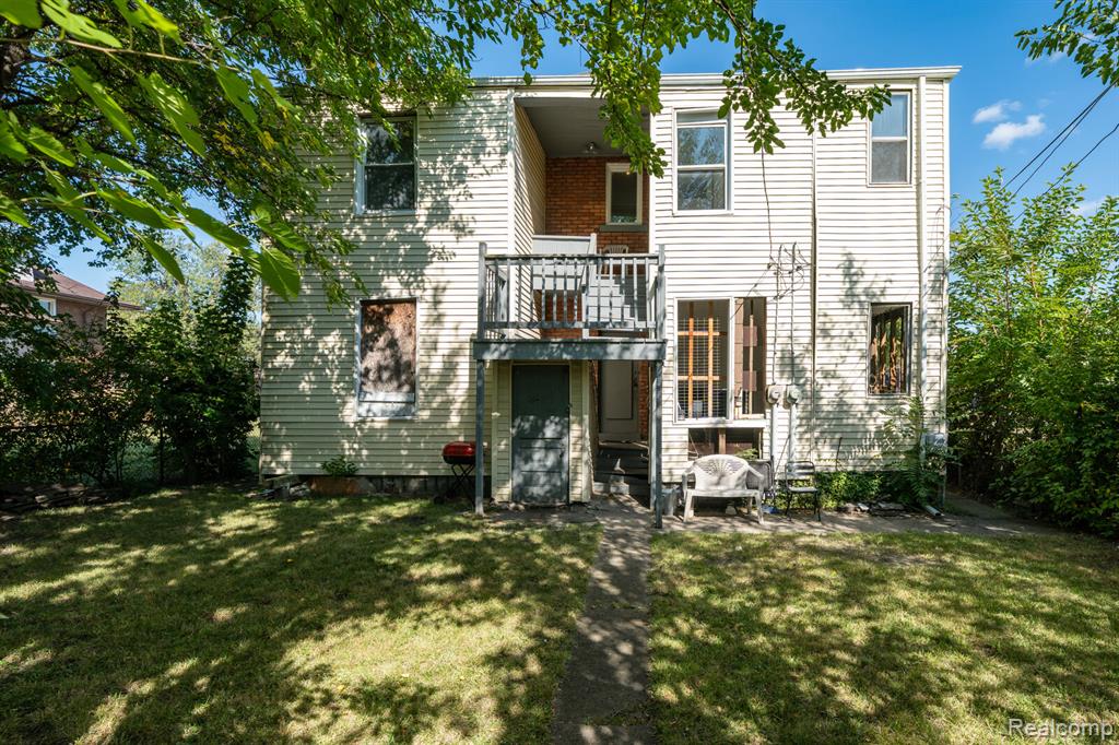 100 Chandler Street, Detroit, MI 48202 — Photo 31