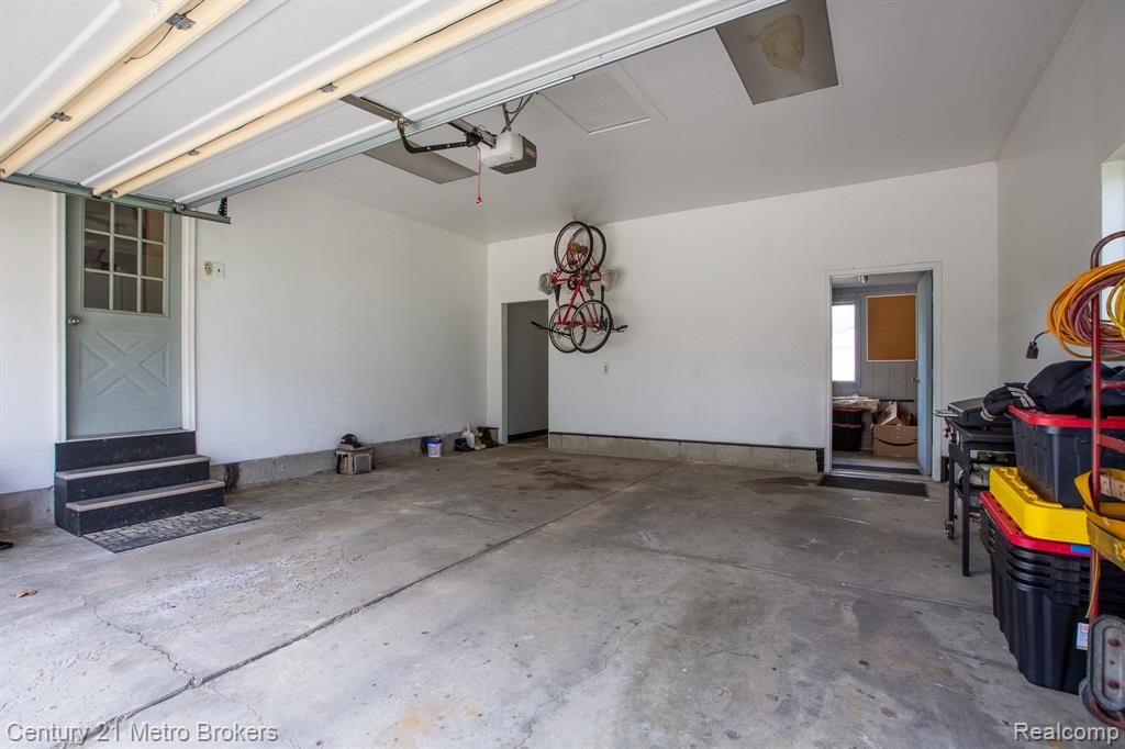 6043 N Gale Road, Davison, MI 48423 — Photo 2