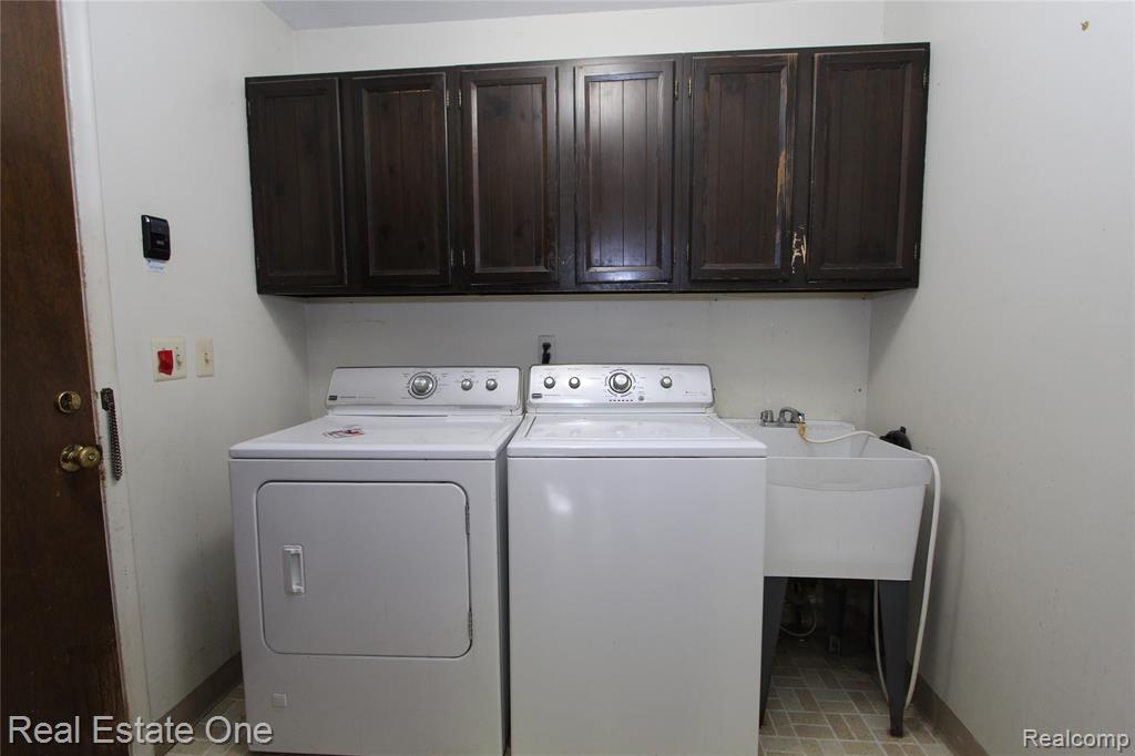3961 Will O Way Lane, West Bloomfield, MI 48323 — Photo 27
