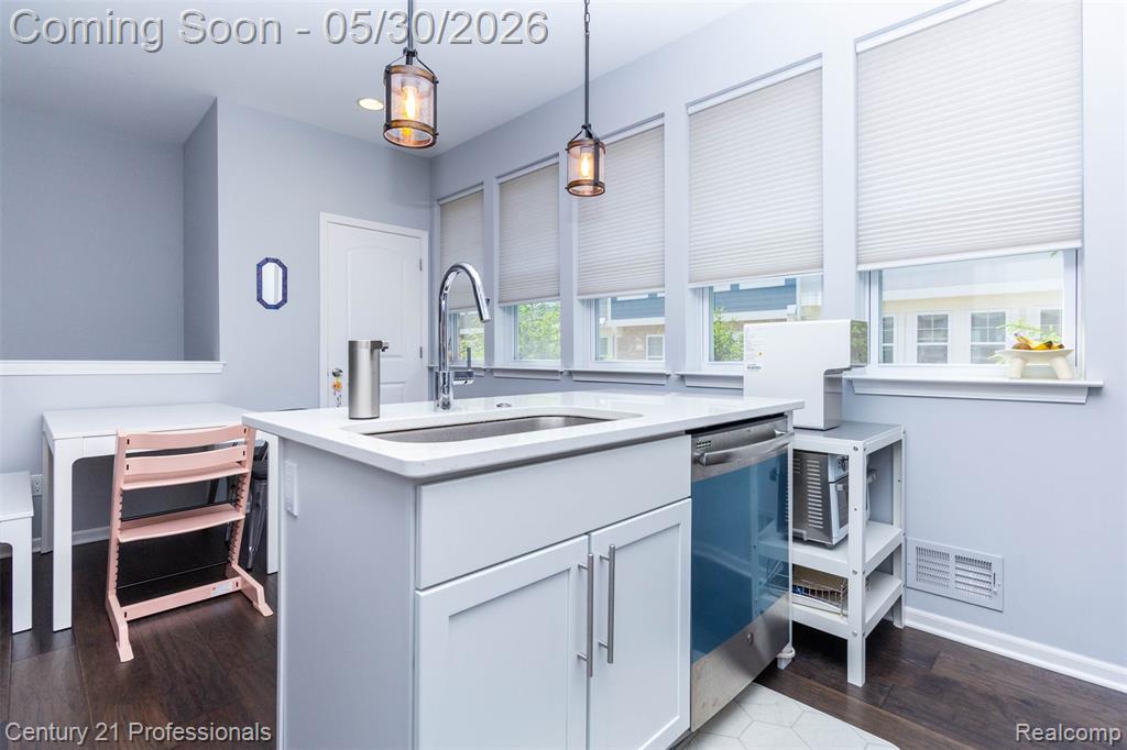 57 Kaprol Drive, Troy, MI 48098 — Photo 15