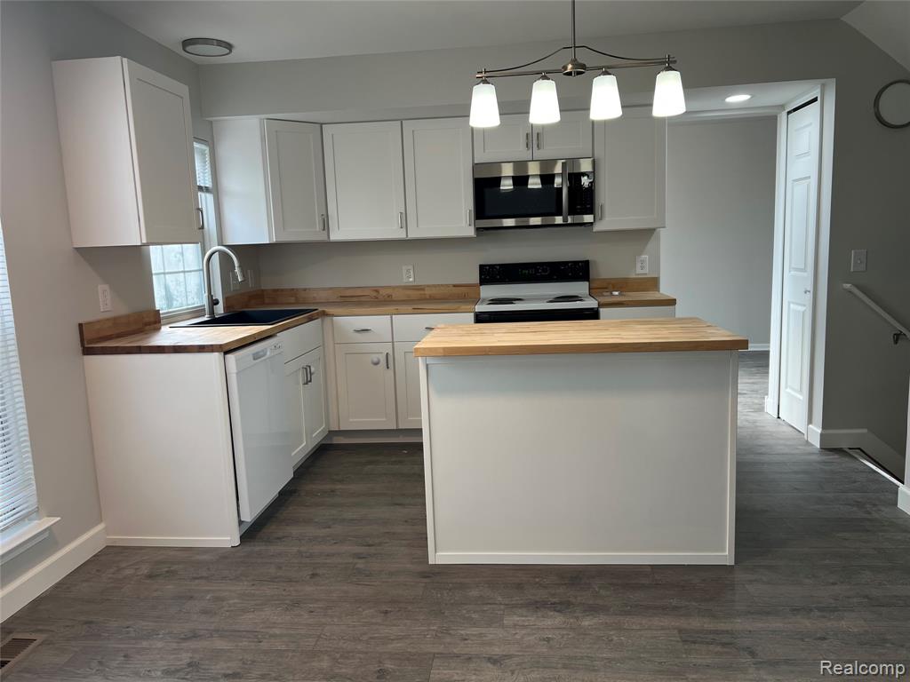 2802 Green Valley Drive, Ann Arbor, MI 48103 — Photo 6
