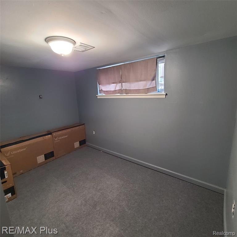698 Shenandoah Drive, Clawson, MI — Photo 20