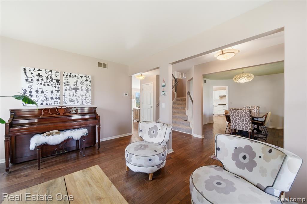 3181 Aspen Ridge Court, Howell, MI 48843 — Photo 7