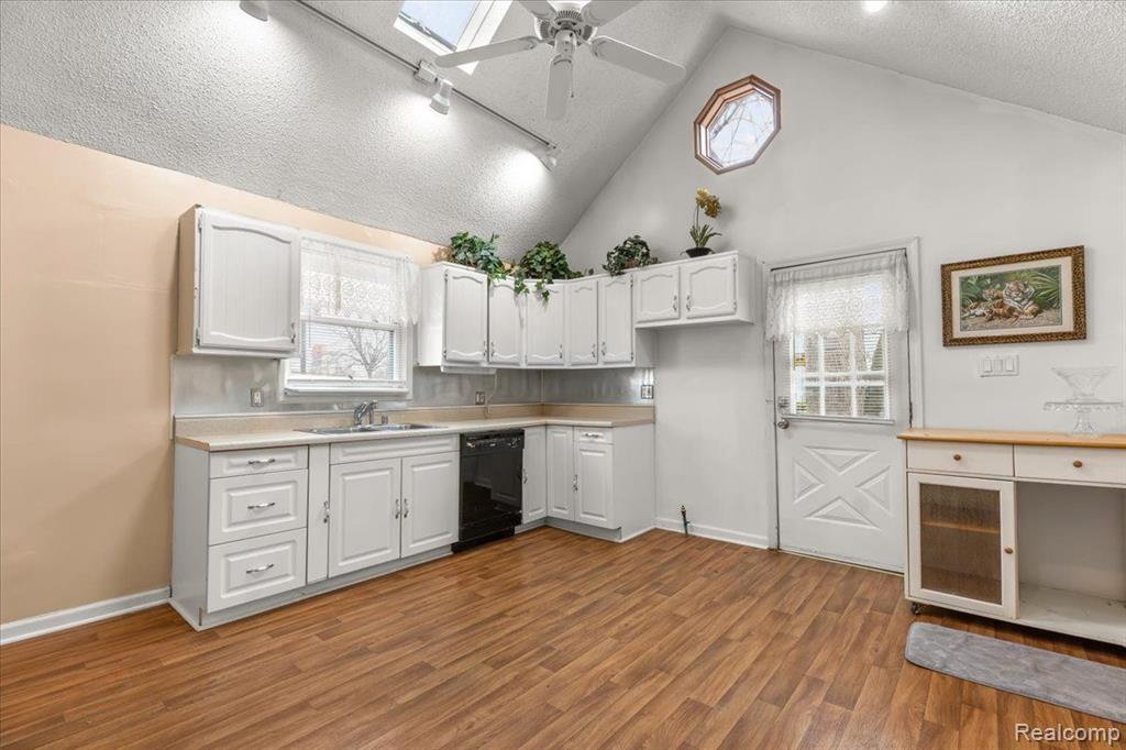 7145 Dudley Street, Taylor, MI 48180 — Photo 20