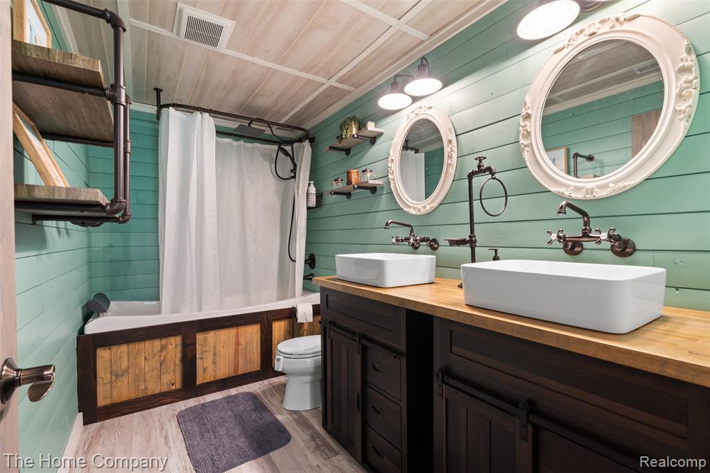 8320 Constitution Boulevard, Pinckney, MI 48169 — Photo 35