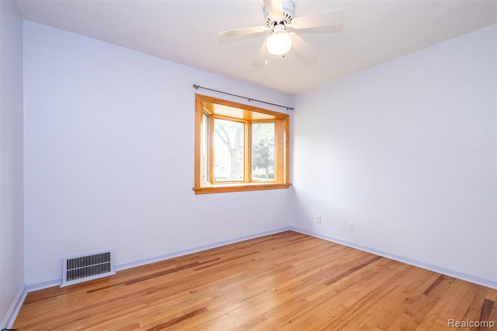 1863 Thomas Avenue, Berkley, MI 48072 — Photo 24