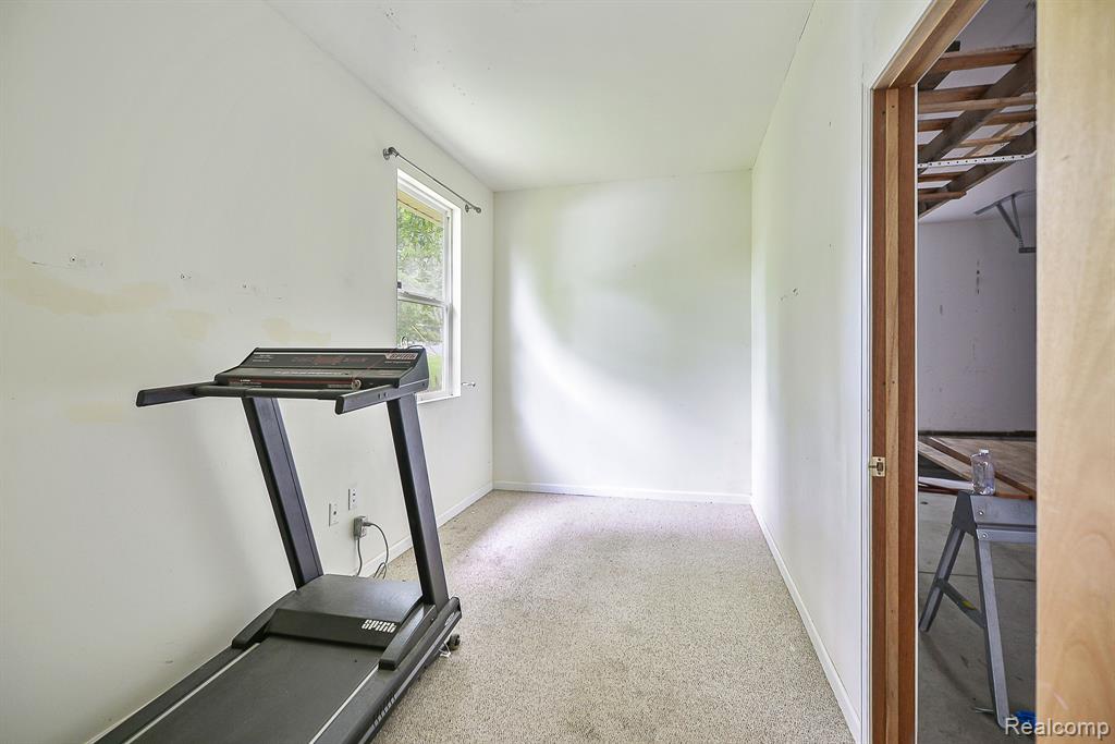 7860 LAKESHORE Road, Whitmore Lake, MI 48189 — Photo 27