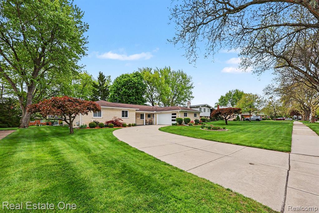 3888 Boulder Drive, Troy, MI 48084 — Photo 4