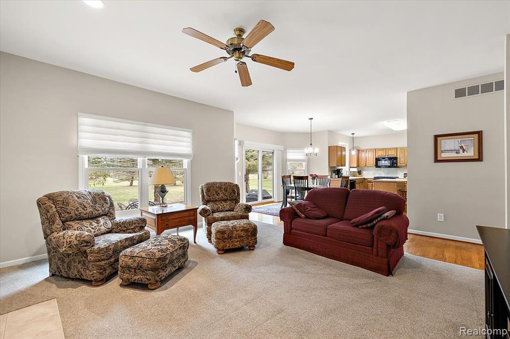 8446 S Shore Drive, Clarkston, MI 48348 — Photo 19