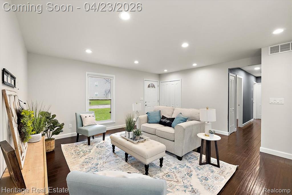 7640 Granite, Washington, MI — Photo 5