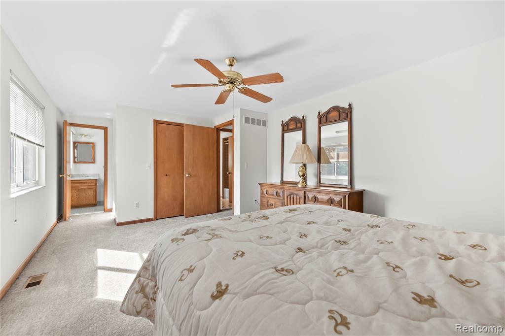 40538 Woodside Drive, Clinton Twp, MI 48038 — Photo 28