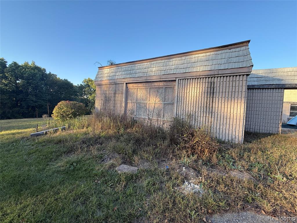 17241 Lands End, Chelsea, MI 48118 — Photo 2