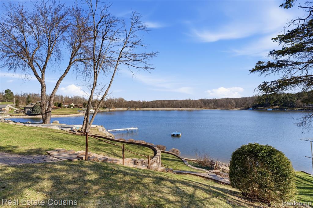 8028 Ore Knob Drive, Fenton, MI 48430 — Photo 36