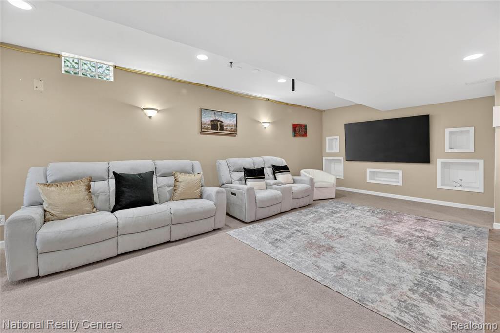 47222 Northgate Court, Canton, MI 48188 — Photo 48