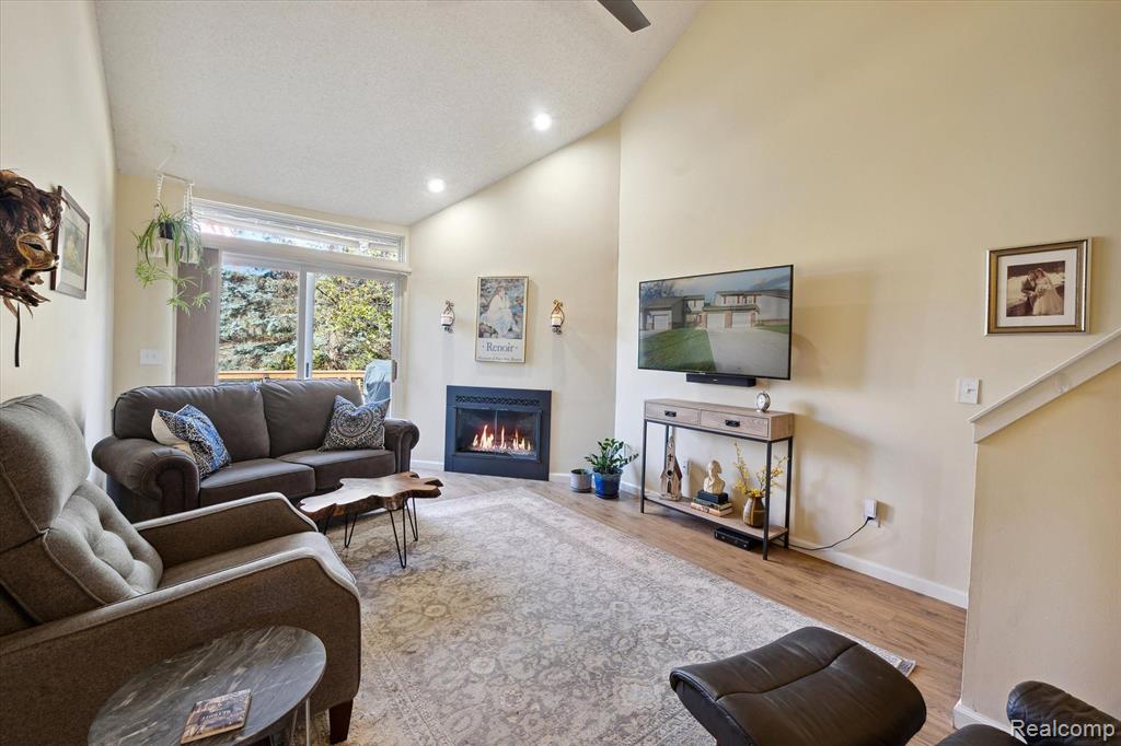 31187 LIVINGSTON Drive, Novi, MI 48377 — Photo 15
