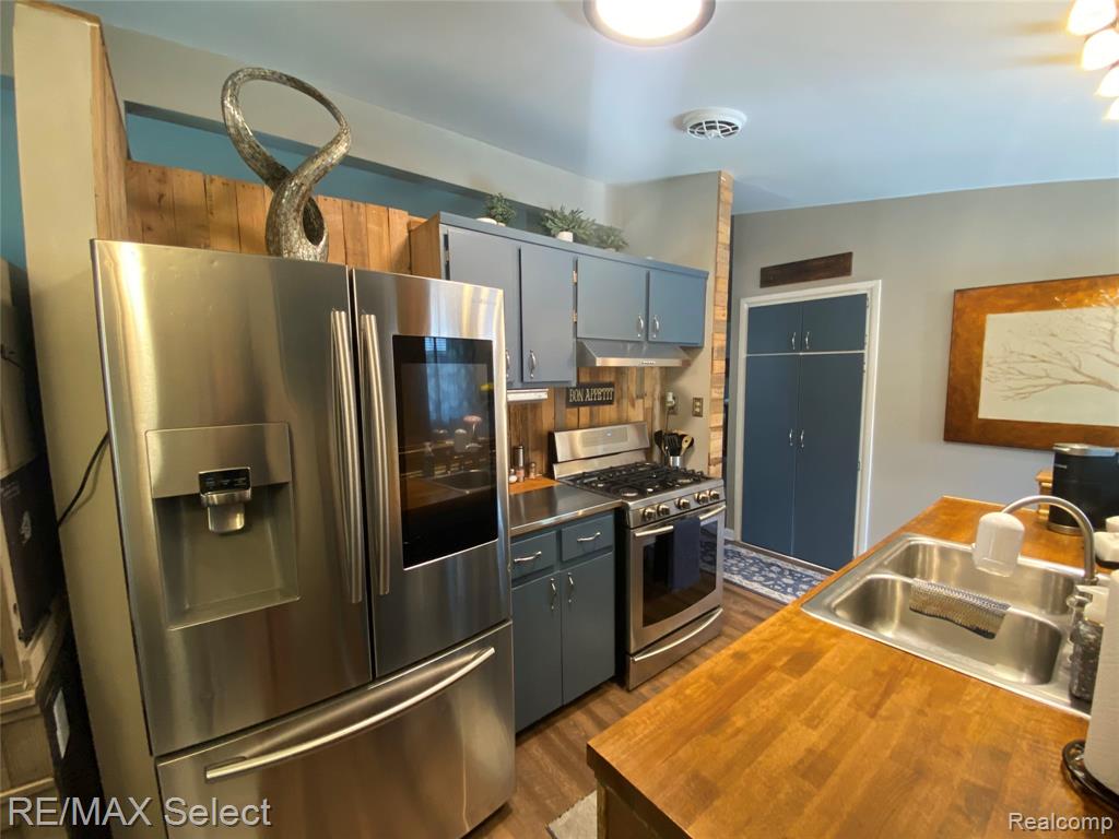 818 McKeighan Avenue, Flint, MI 48507 — Photo 6