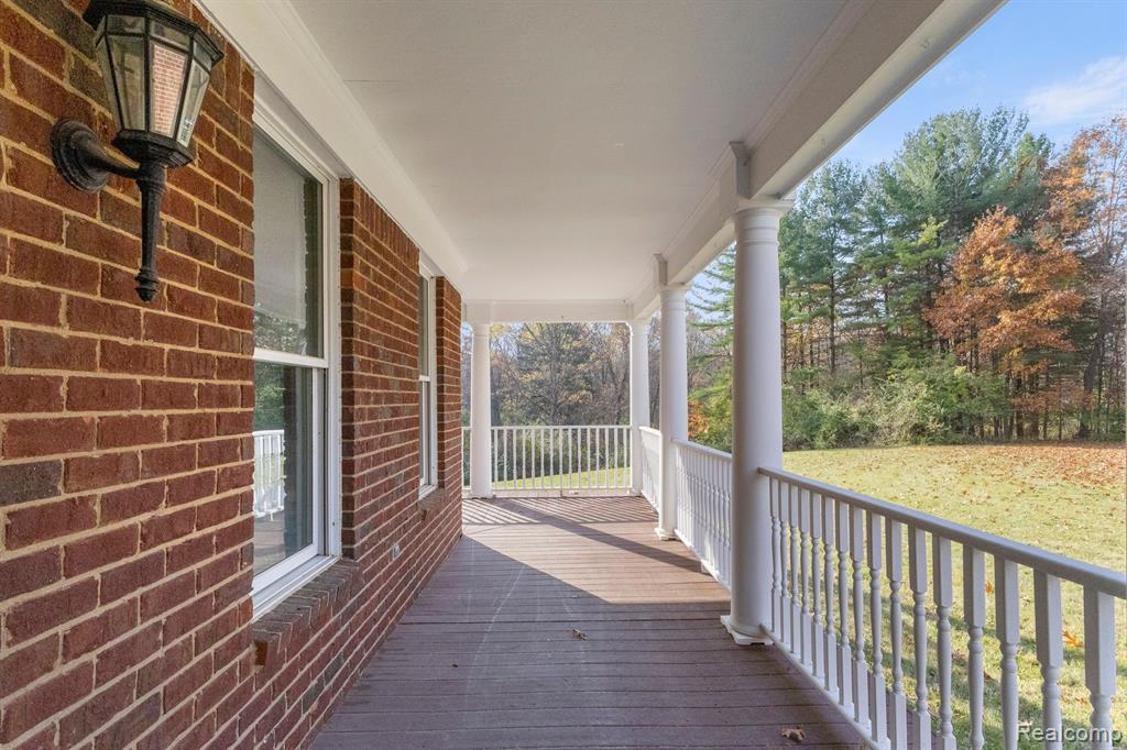 6555 WARREN Road, Ann Arbor, MI 48105 — Photo 9