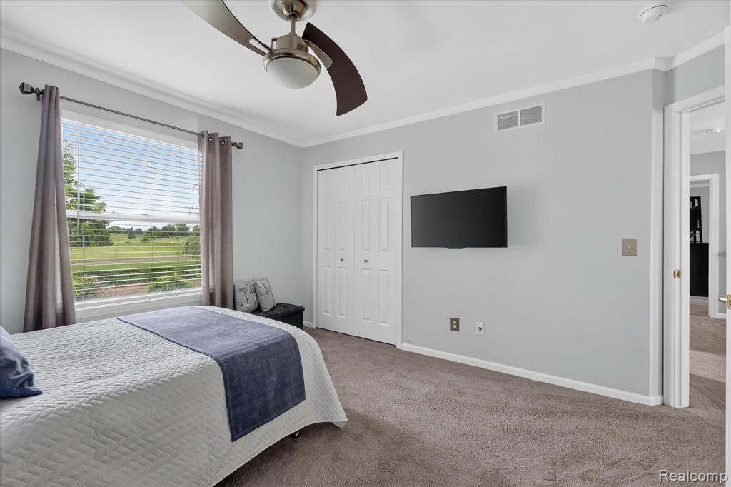 2333 Sandlewood Drive, White Lake, MI 48383 — Photo 34