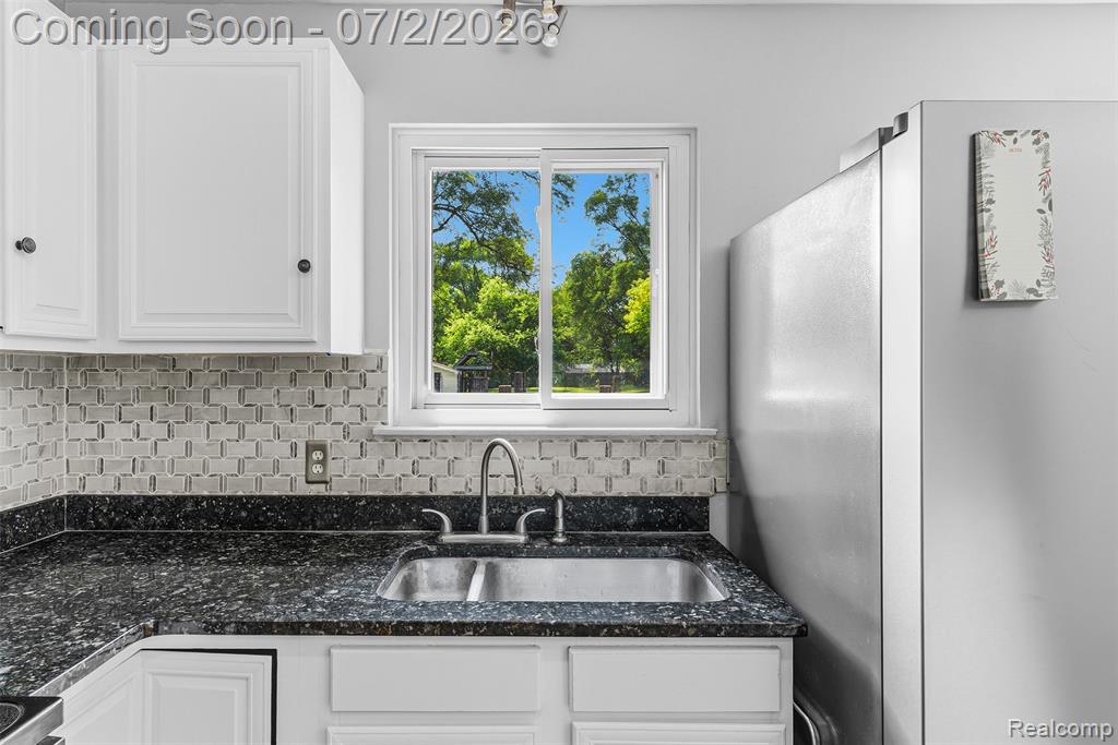 305 East Road, Holly, MI 48442 — Photo 11