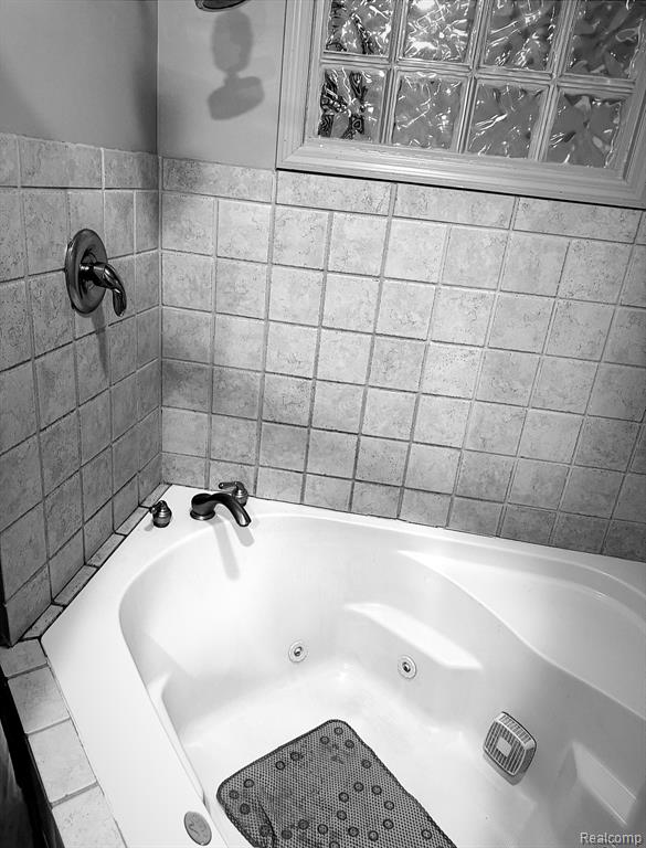 7697 Dalton Road, Onsted, MI 49265 — Photo 9