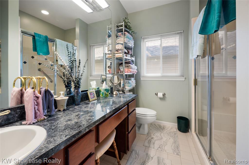 727 Mill Pointe Drive, 16, Milford, MI 48381 — Photo 21