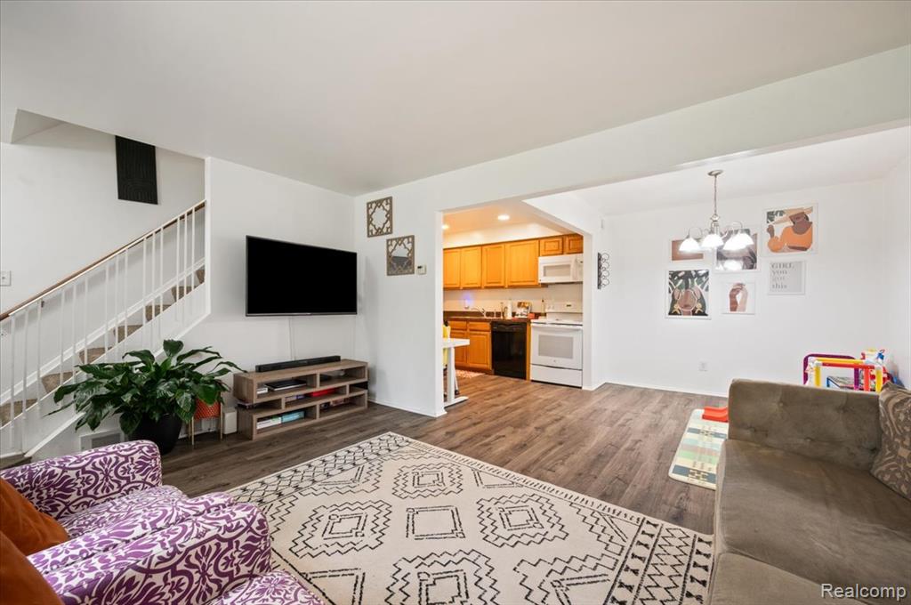 8323 Karam Boulevard, 4, Warren, MI 48093 — Photo 10