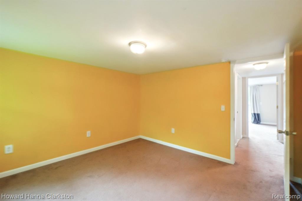 6830 Dixie Highway, Clarkston, MI — Photo 11