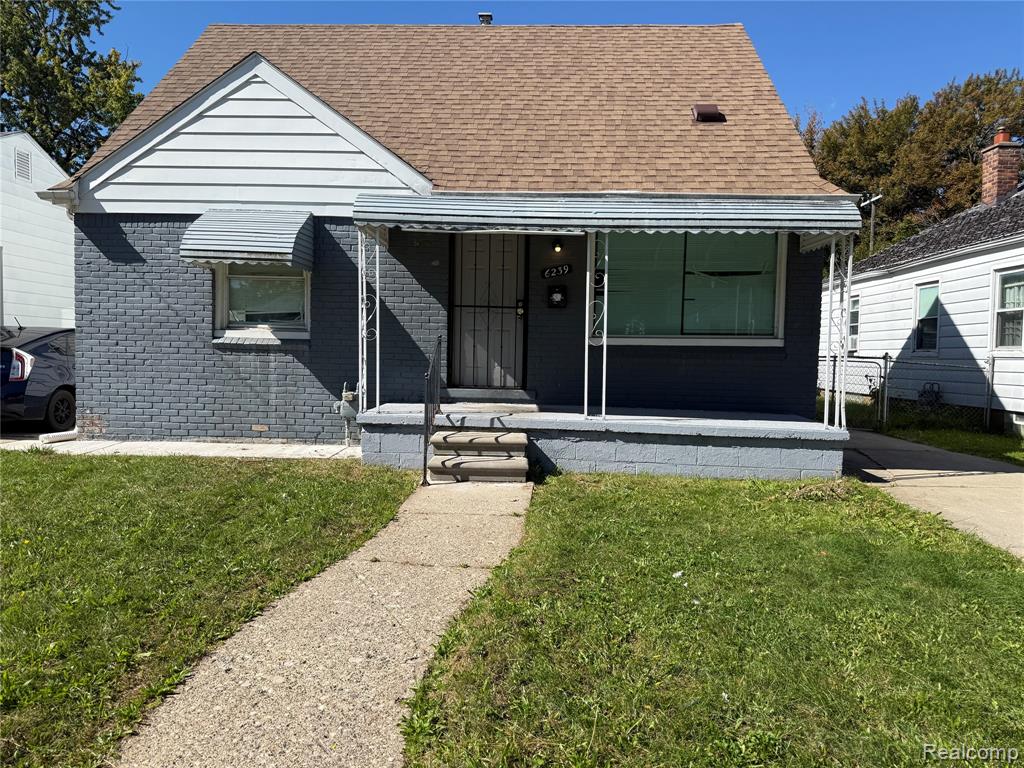 6239 Warwick Street, Detroit, MI 48228
