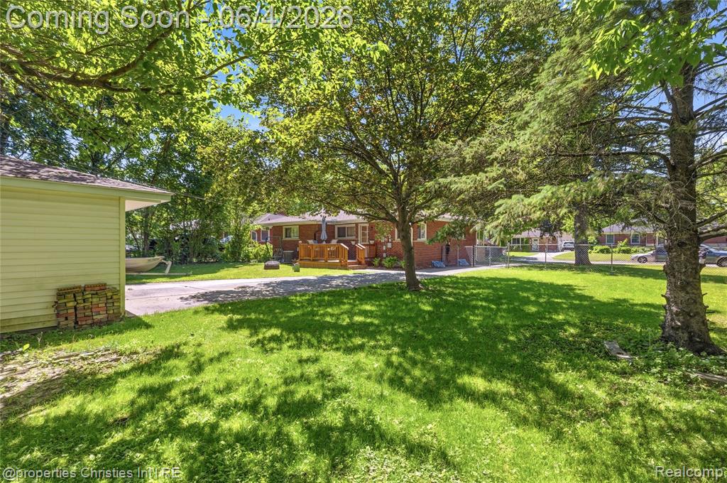 9610 Norborne, Redford, MI 48239 — Photo 31