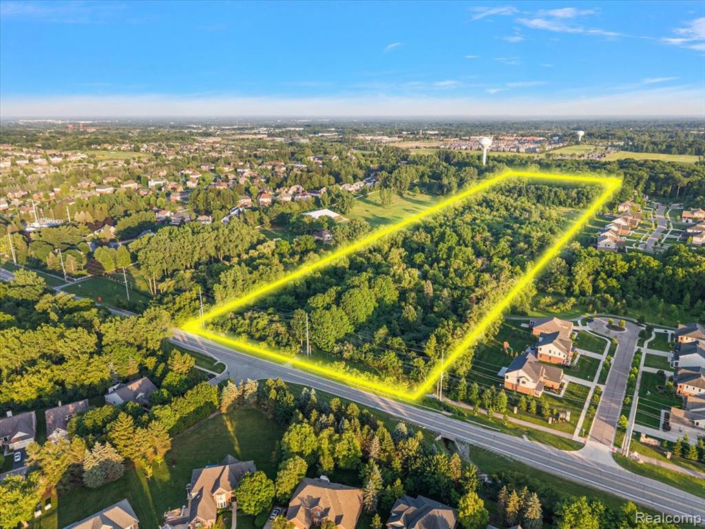 48151 6 Mile Road, Northville, MI