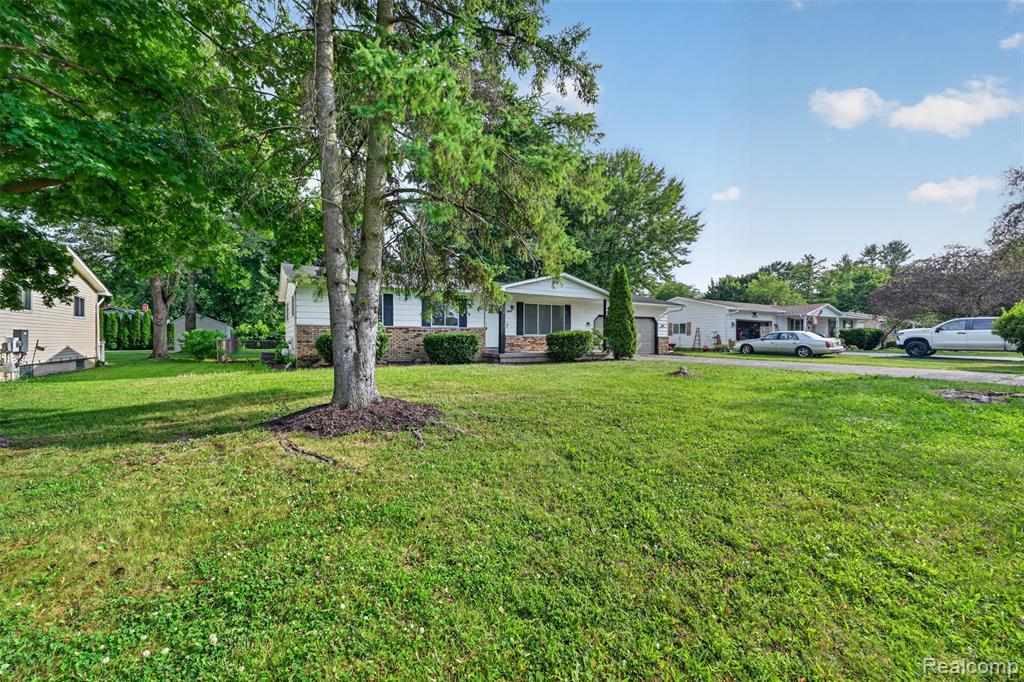 5457 Reid Road, Swartz Creek, MI 48473 — Photo 6