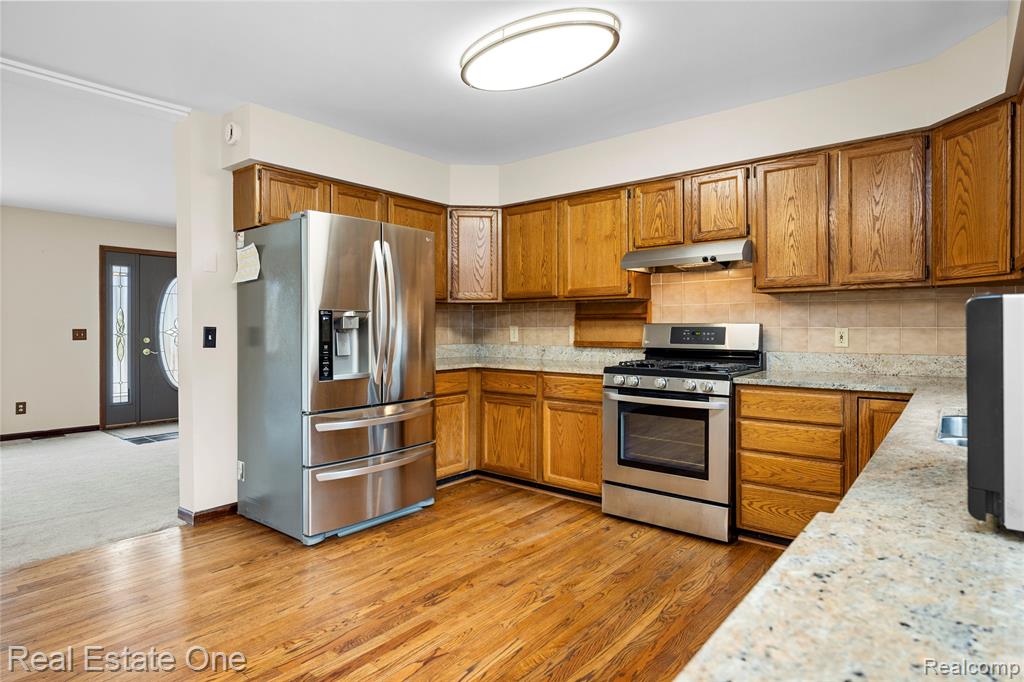 4921 Crestview Drive, Clarkston, MI 48348 — Photo 22