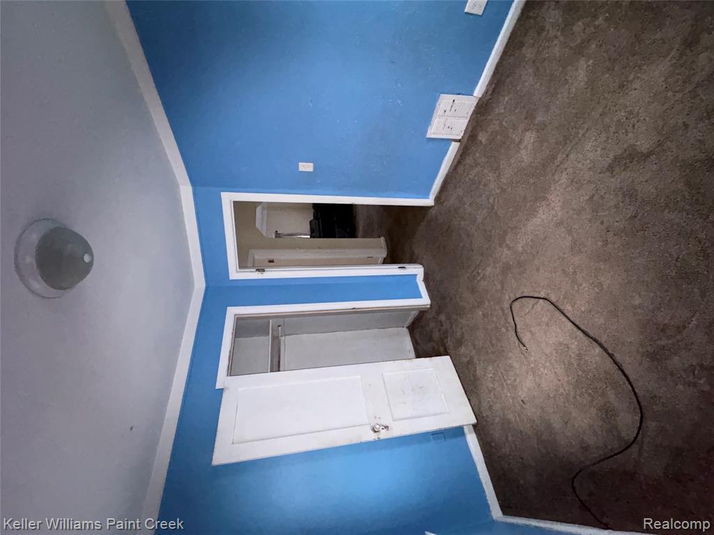 20083 Bradford Street, Detroit, MI 48205 — Photo 10