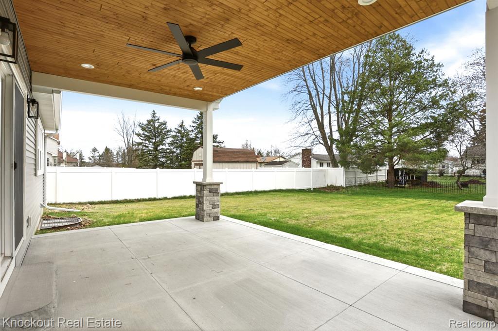 12095 Country Run Drive, Birch Run, MI 48415 — Photo 52
