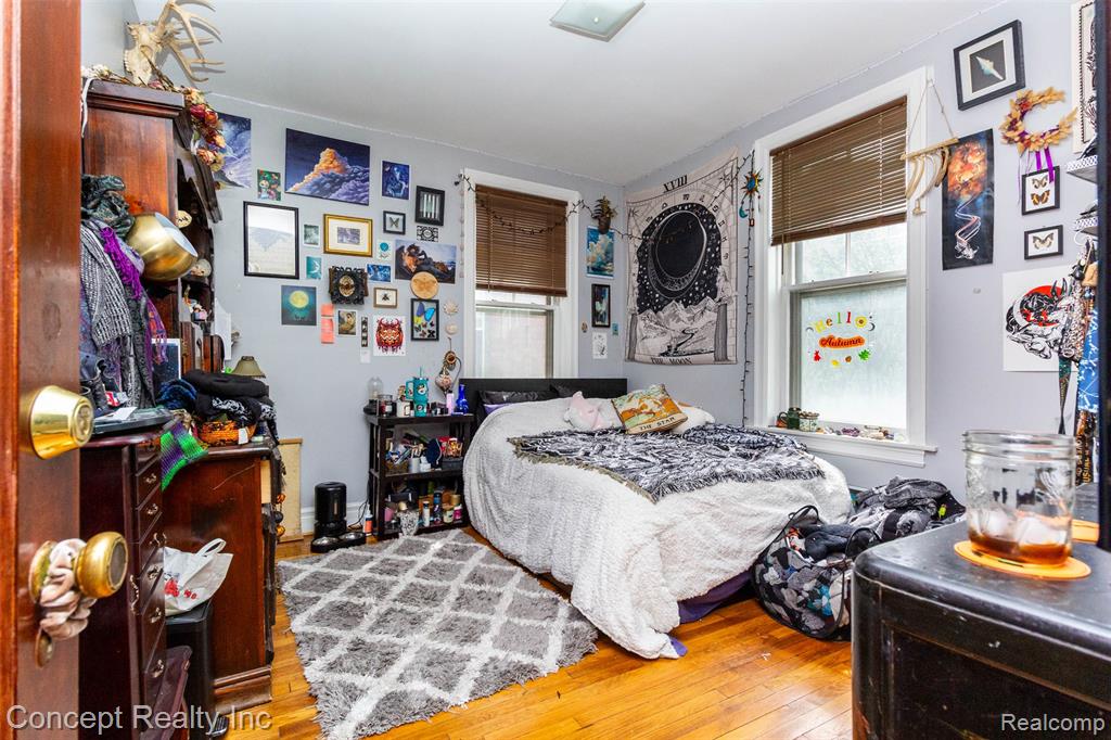 440 E FERRY Street, Detroit, MI 48202 — Photo 21