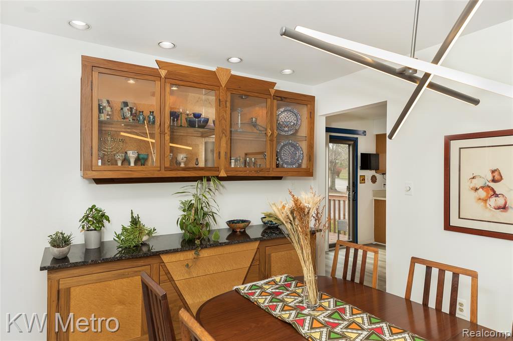 6129 Westbrooke Drive, West Bloomfield, MI — Photo 11