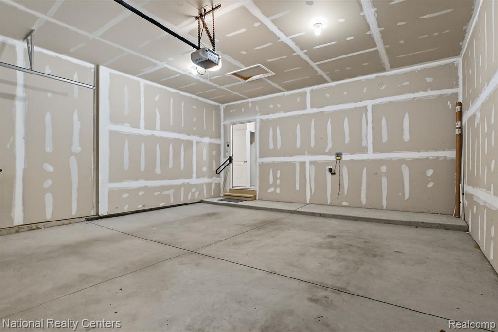 4160 Wrenwood Lane, 29, Canton, MI 48188 — Photo 21