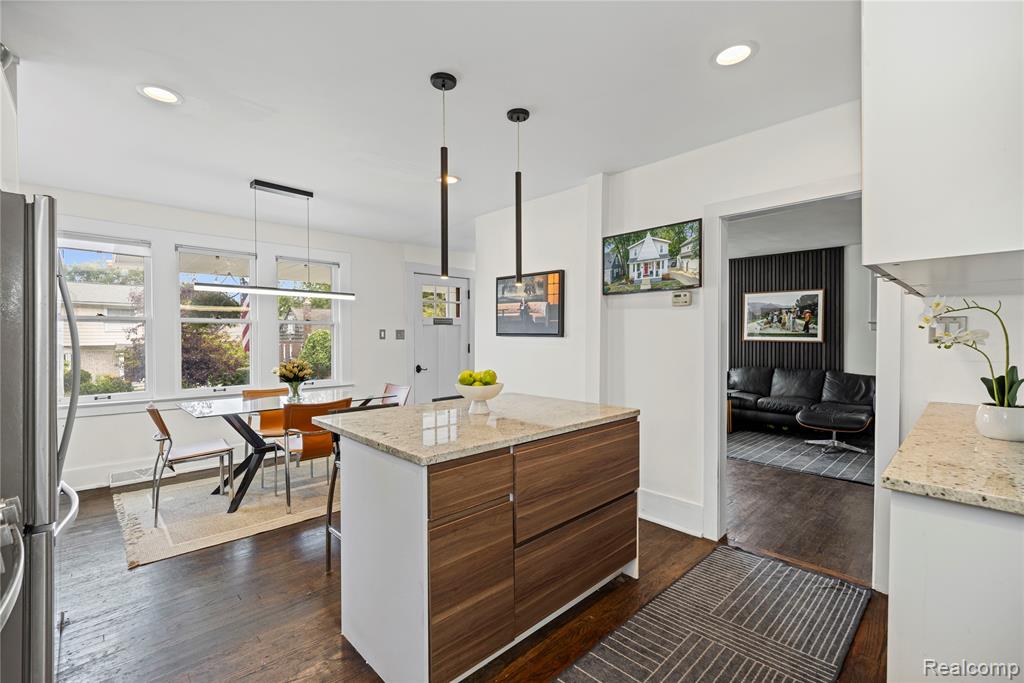 817 Fernwood Road, Royal Oak, MI 48067 — Photo 16