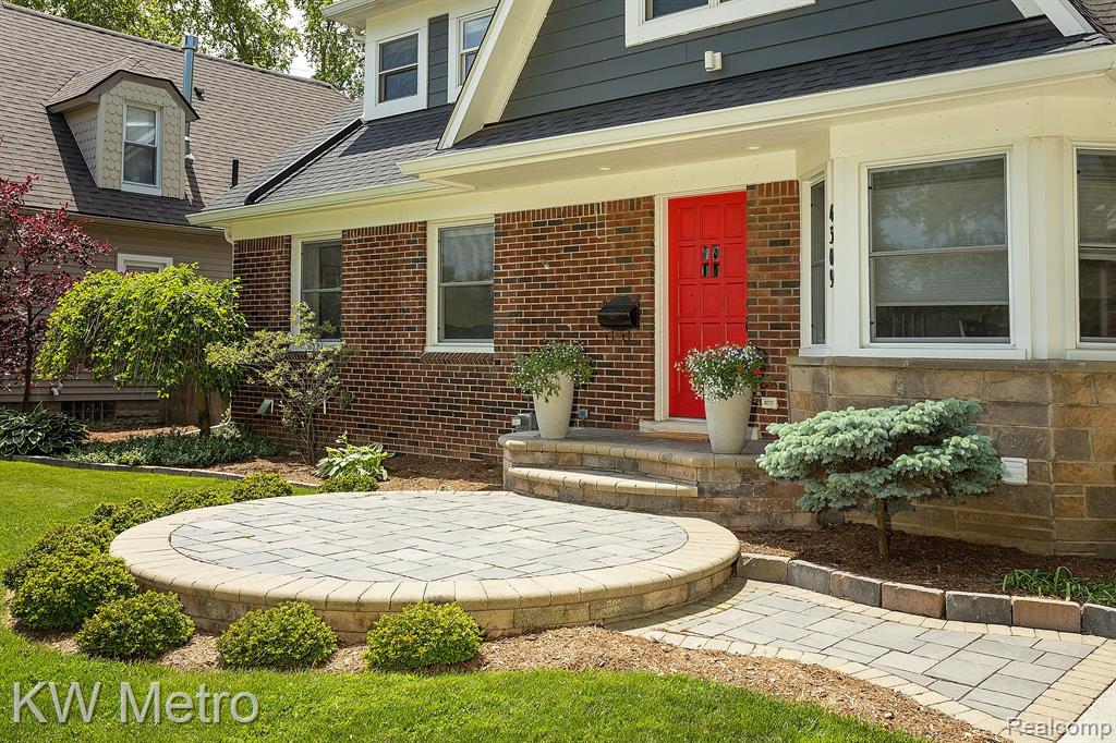 4309 ROBINWOOD Avenue, Royal Oak, MI 48073 — Photo 4