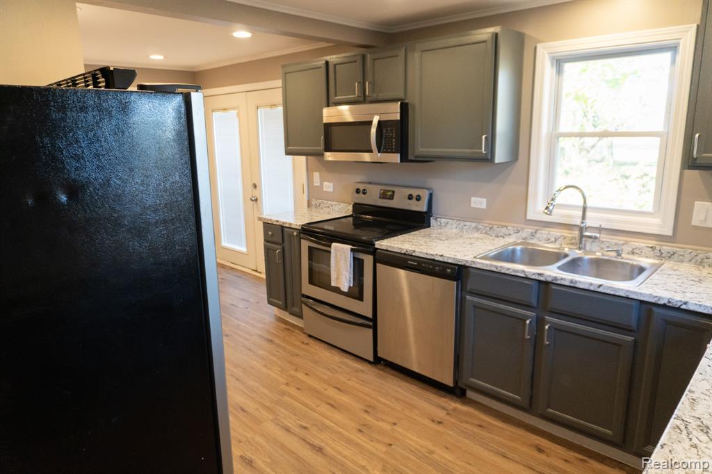 400 W MAIN Street, Durand, MI 48429 — Photo 16